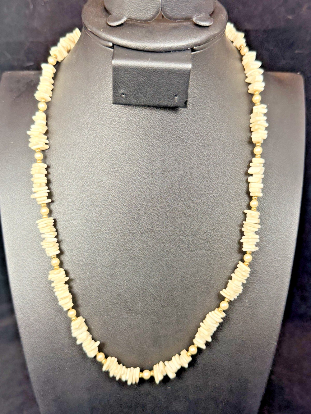 Vintage 20.5” White Coral Branch Chip Pearl Necklace Gold Tone Spacer Beads 29g